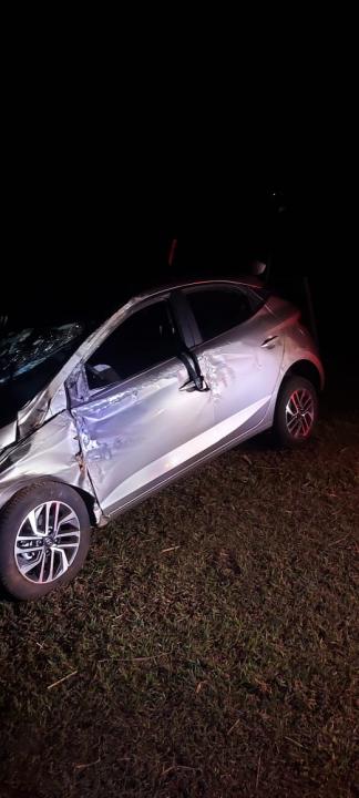 Foto 3 de 3 — Três Jovens de Araraquara ficam feridos após capotamento na SP-255